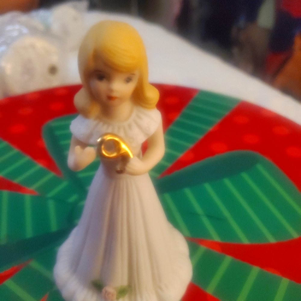 Precious moments growing up collection age 9 blonde girl